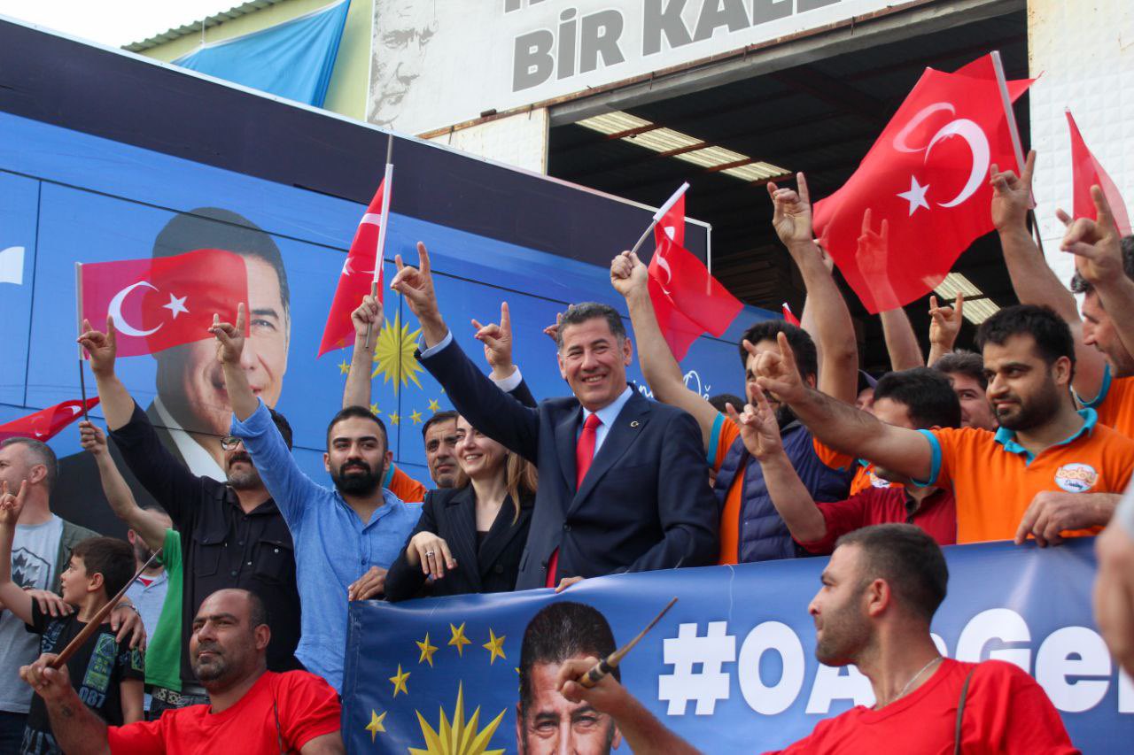 Результаты выборов в чечне 2024. Реджеп Тайип Эрдоган в молодости. Президентские выборы в Турции (2023) фото. Митинг в Турции в поддержку Эрдогана. Кто выиграл выборы в Турции 2023.